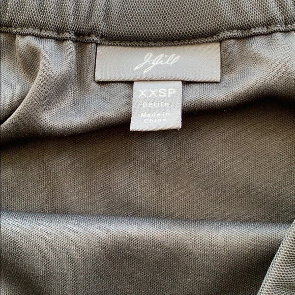 J Jill embroidered mesh skirt in charcoal lace - Picture 6 of 8